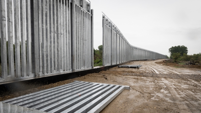 New border wall being built between Greece and Turkey