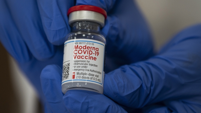 Moderna COVID-19 vaccine vial