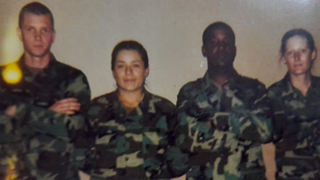 Laura Meza and other U.S. Army soldiers.