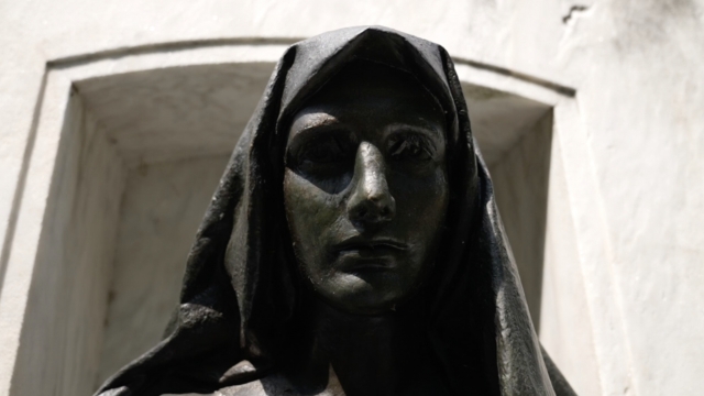 Statue of Jane Delano.