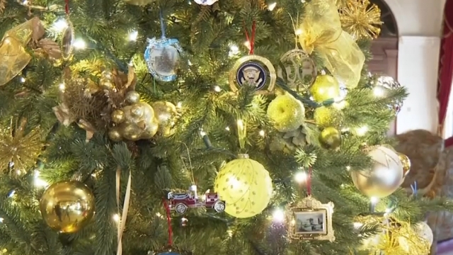White House Christmas Ornaments
