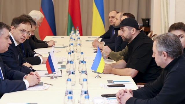 Russian and Ukrainian officials meet in Belarus