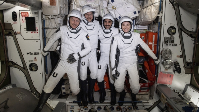 NASA astronauts pose for photo
