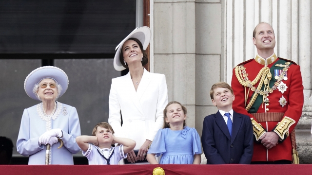 Queen Elizabeth II, Kate, Duchess of Cambridge, Prince Louis, Princess Charlotte, Prince George, and Prince William.