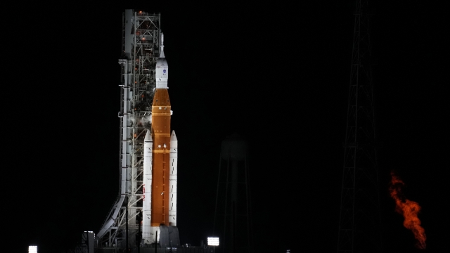 NASA's new moon rocket sits on Launch Pad 39-B