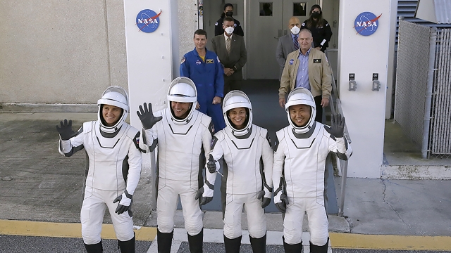 SpaceX Crew-5 astronauts wave