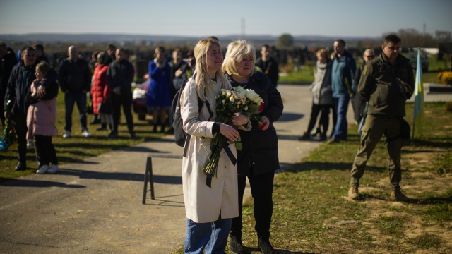 Relatives mourn the death of a Ukrainian serviceman.