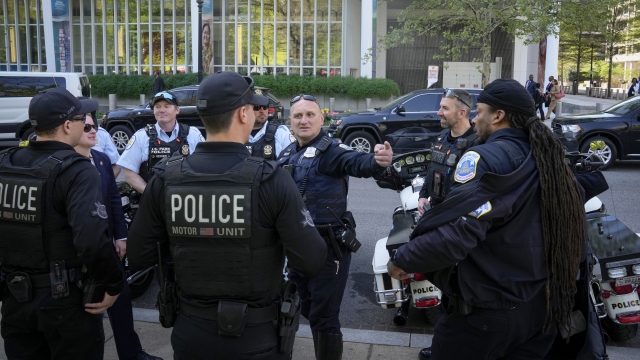 U.S. Park Police, U.S. Secret Service police and Washington Metropolitan Police officers