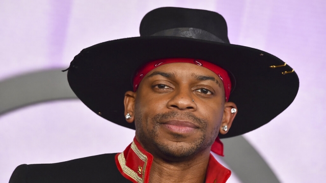 Jimmie Allen arrives at the American Music Awards.