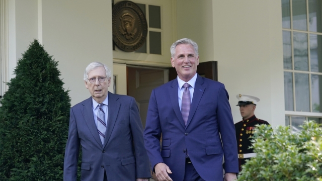 House Speaker Kevin McCarthy, right, and Senate Minority Leader Mitch McConnell.