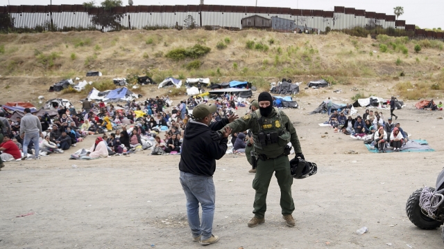 migrants waiting at the border