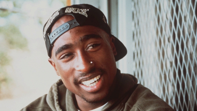 Rapper Tupac Shakur.
