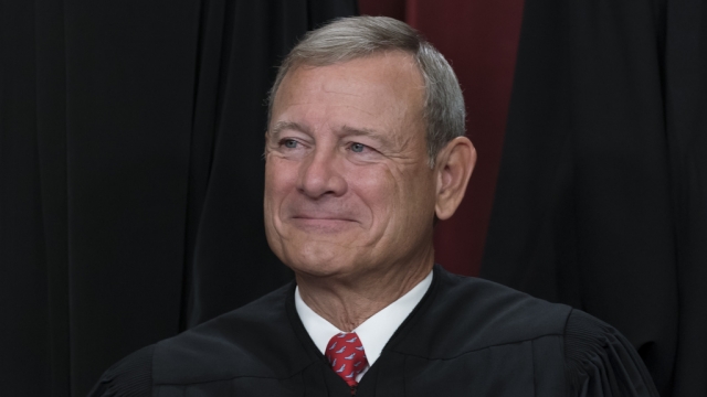 Chief Justice Roberts casts a wary eye on use of AI in federal courts