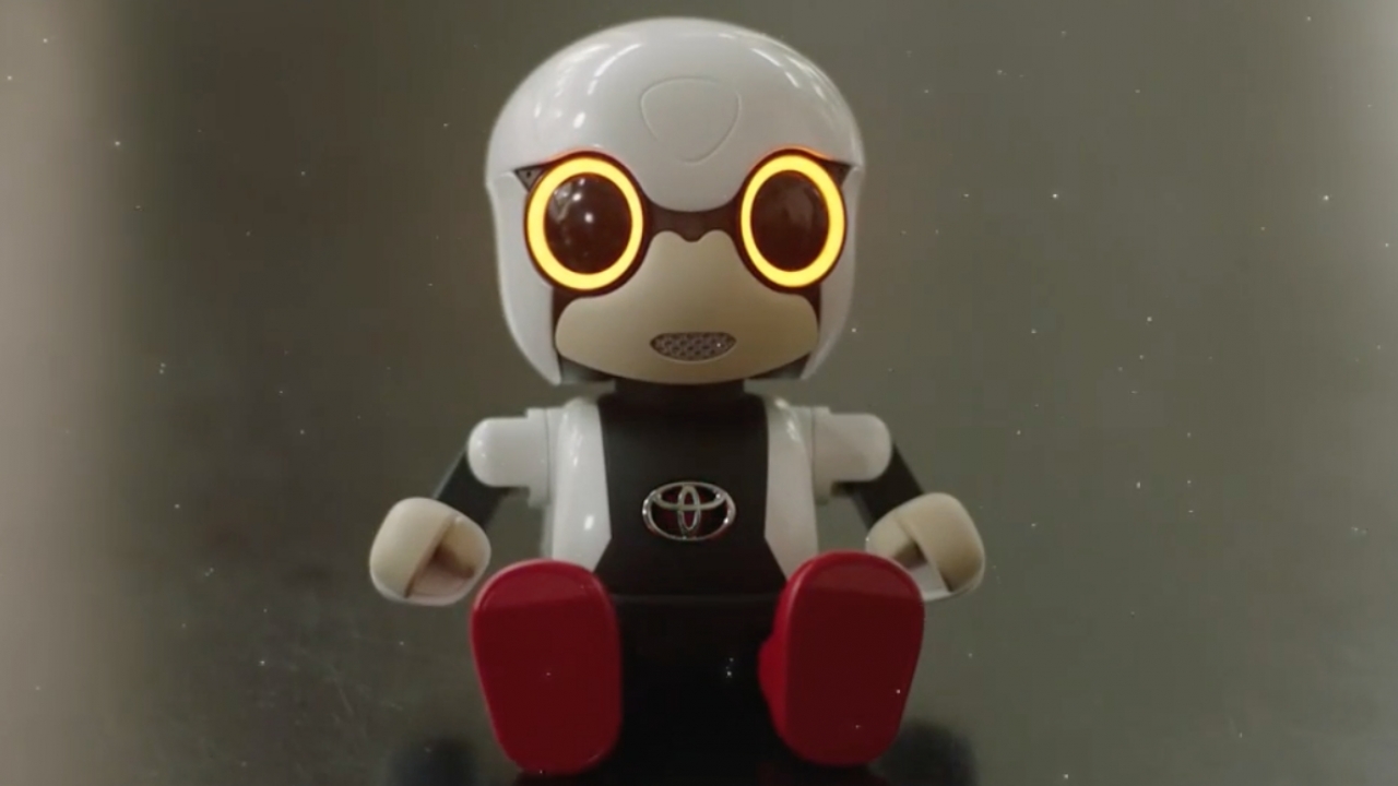 Toyota Kirobo Mini, a Robot Companion (VIDEO)