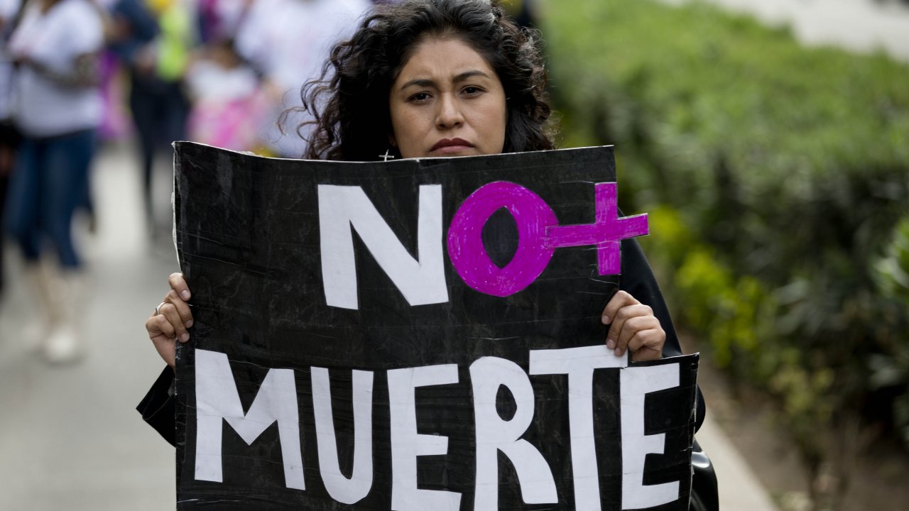 Mexican Women Strike Against Femicide (VIDEO)