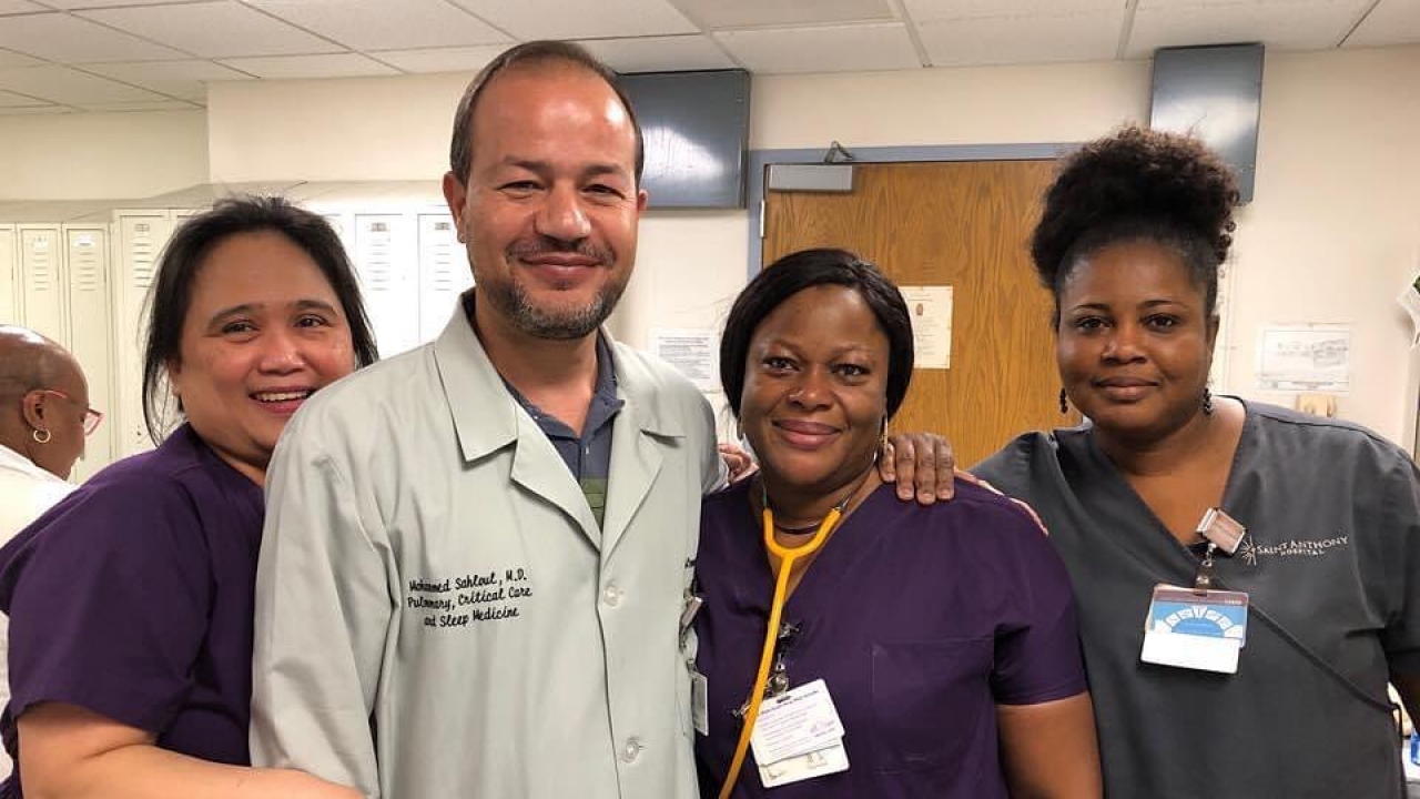 Dr. Zaher Sahloul and nurses at a Chicago hospital