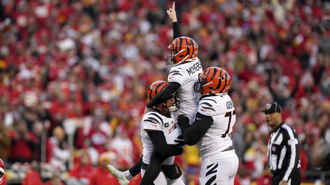 Cincinnati Bengals kicker Evan McPherson celebrates with teammates.