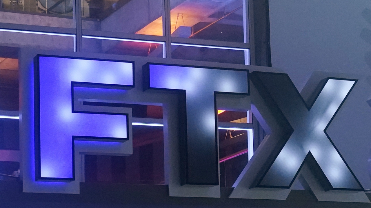 Logo of the FTX cryptocurrency platform