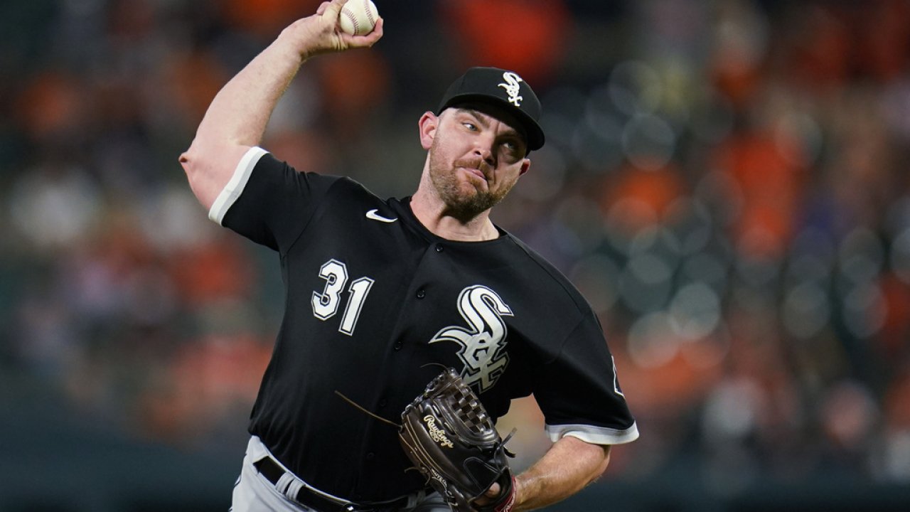 Chicago White Sox relief pitcher Liam Hendriks.