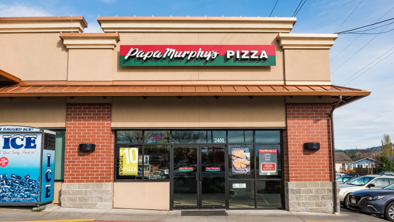 Papa Murphy's Pizza location exterior.