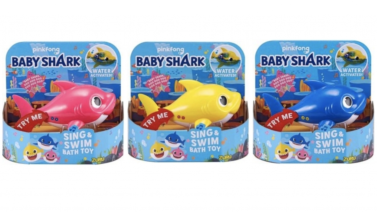 Baby Shark bath toys.