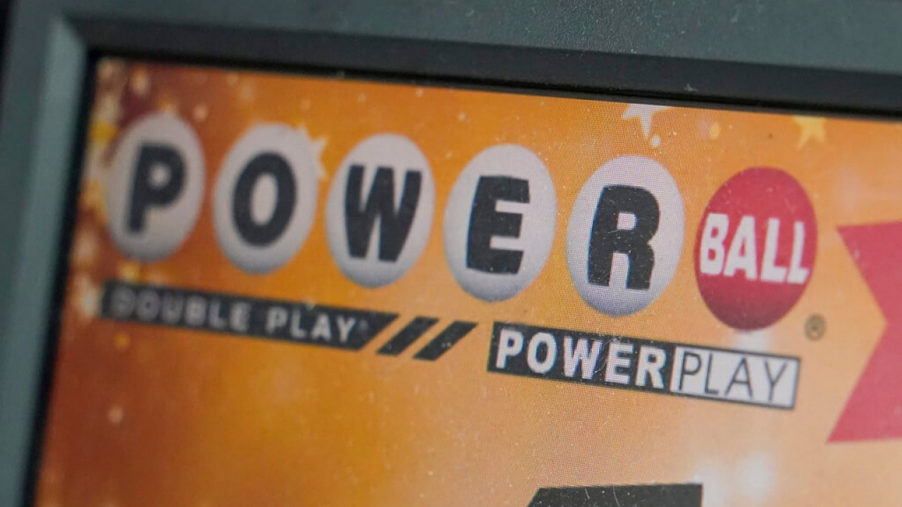 A display panel advertises tickets for a Powerball drawing.