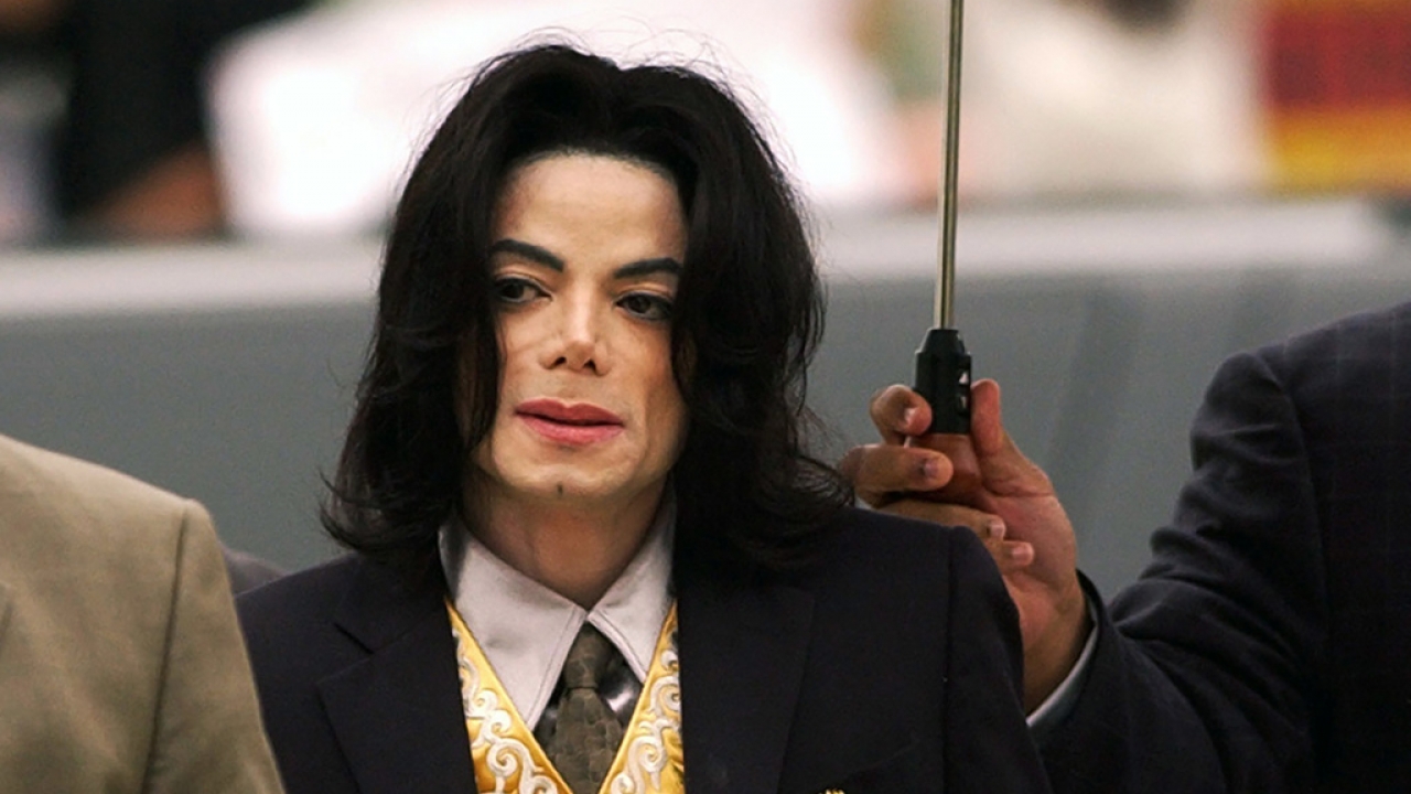 Michael Jackson arrives at a courthouse in 2005.