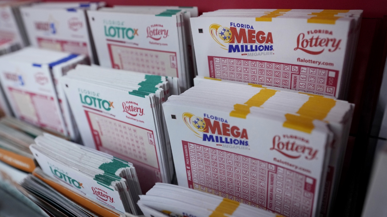 A lottery player in Florida has won the $1.58 billion Mega Millions jackpot.