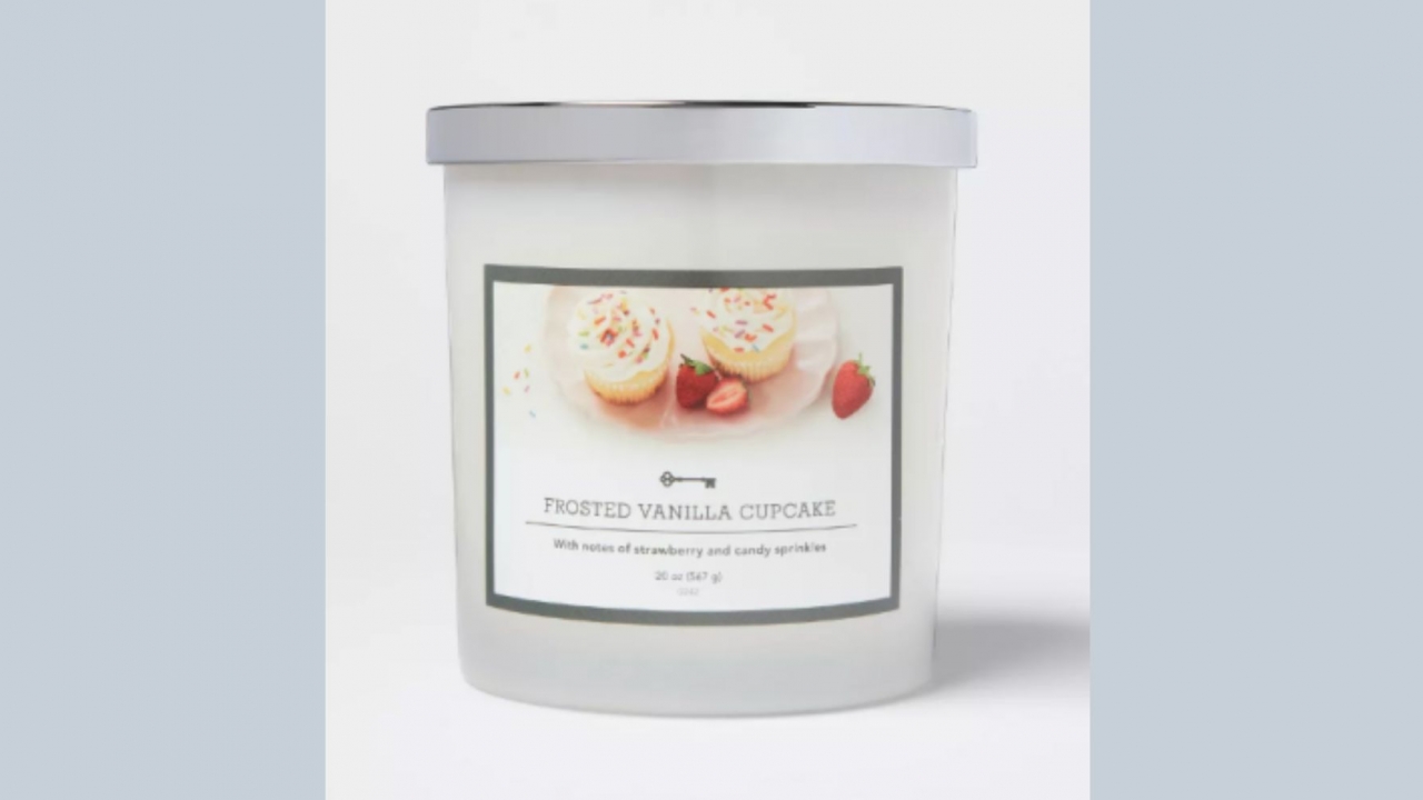 Recalled frosted vanilla cupcake candle.