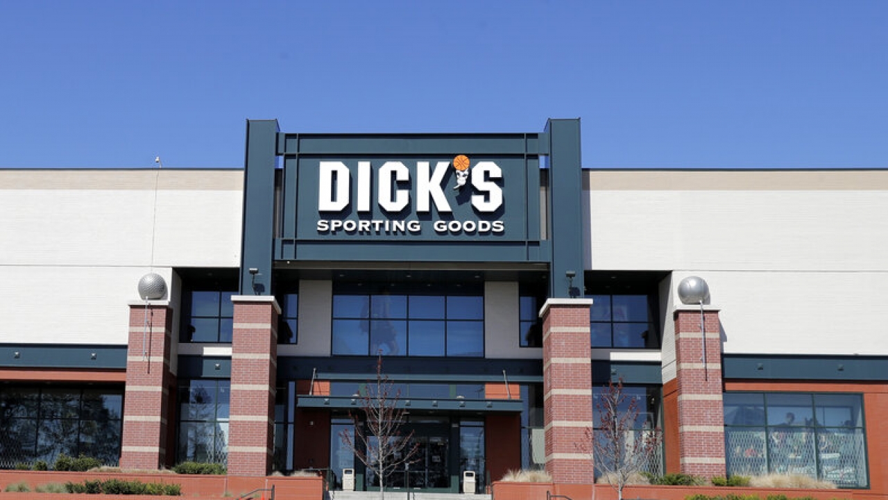 Exterior of a Dick's Sporting Goods store.