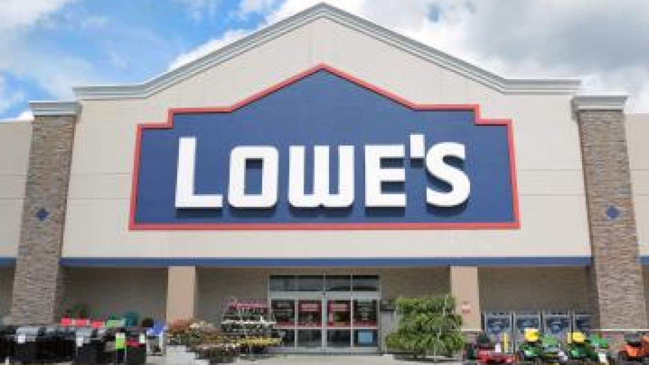 Lowe's store with solar panels.