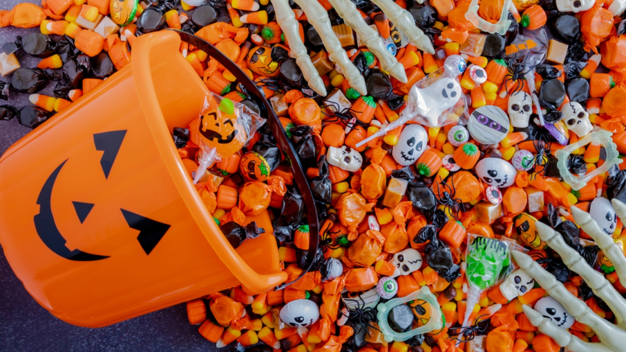 A bucket with Halloween candy