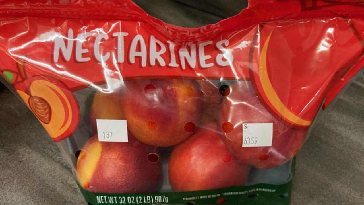 Bag of recalled nectarines