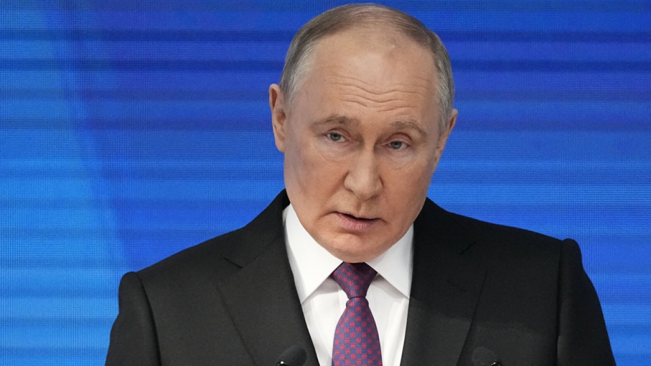 Putin threatens global nuclear conflict over Western troops in Ukraine