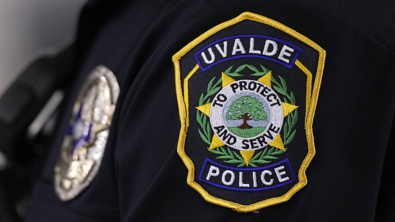 Uvalde parents lash out after new report clears police of missteps