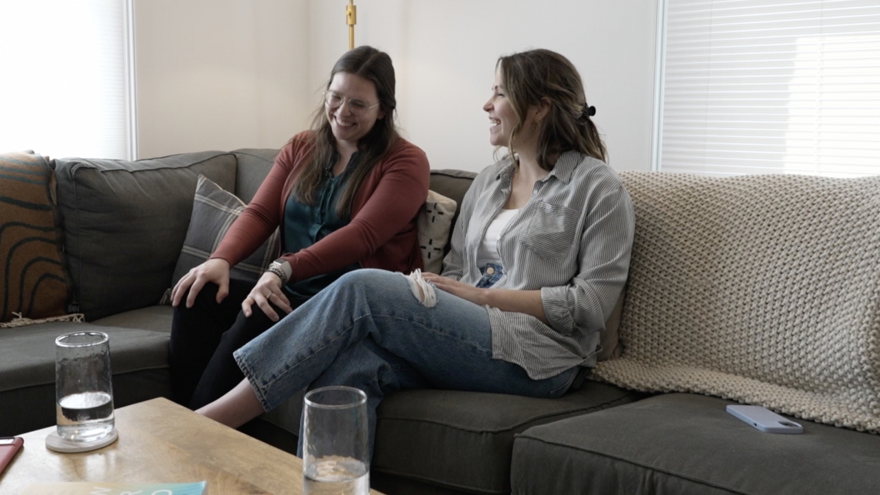 2 sisters start an endometriosis advocacy group to raise awareness