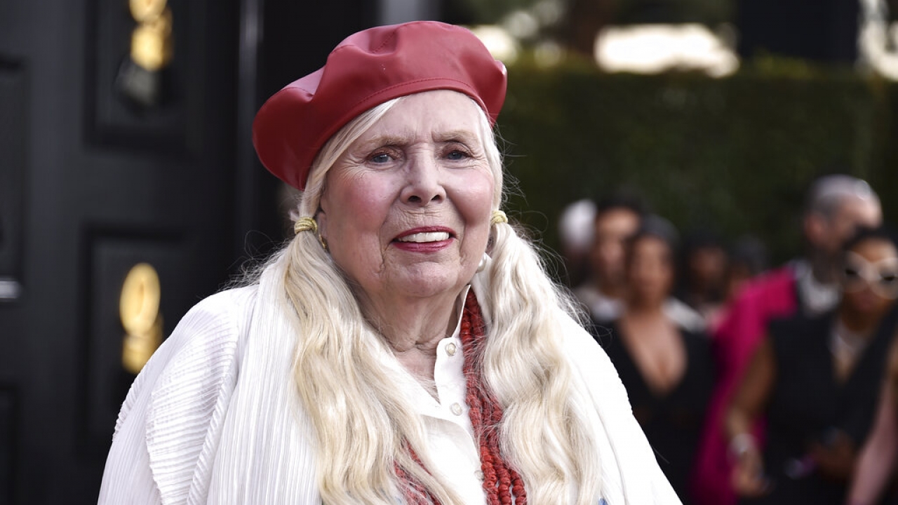 Joni Mitchell's music catalog returns to Spotify after 2022 protest