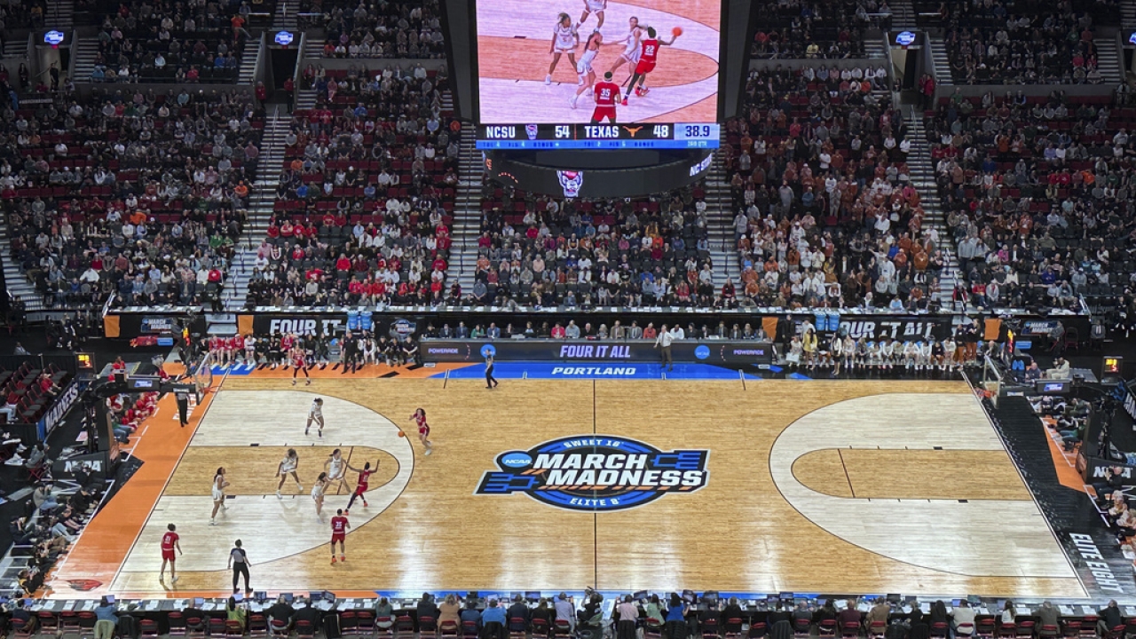 NCAA admits to mistake with women's tournament court in Portland