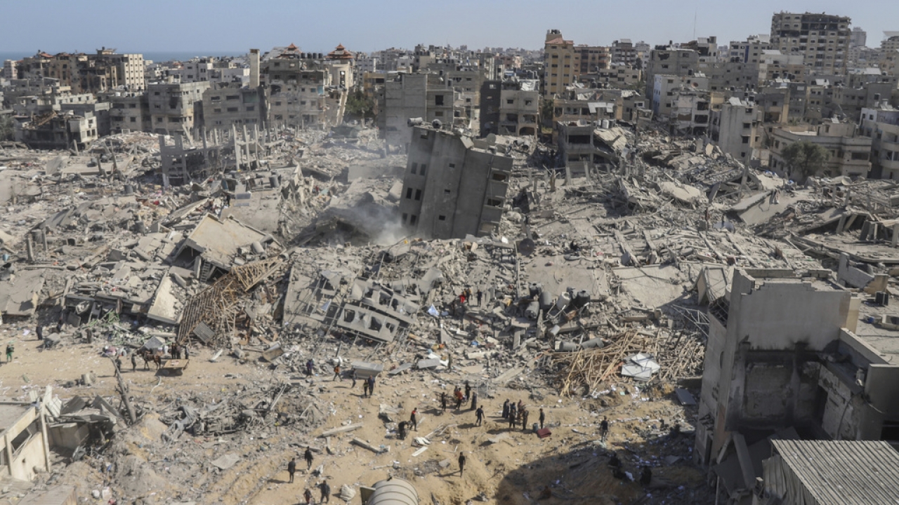 Gaza officials: Israeli strike kills World Central Kitchen aid workers