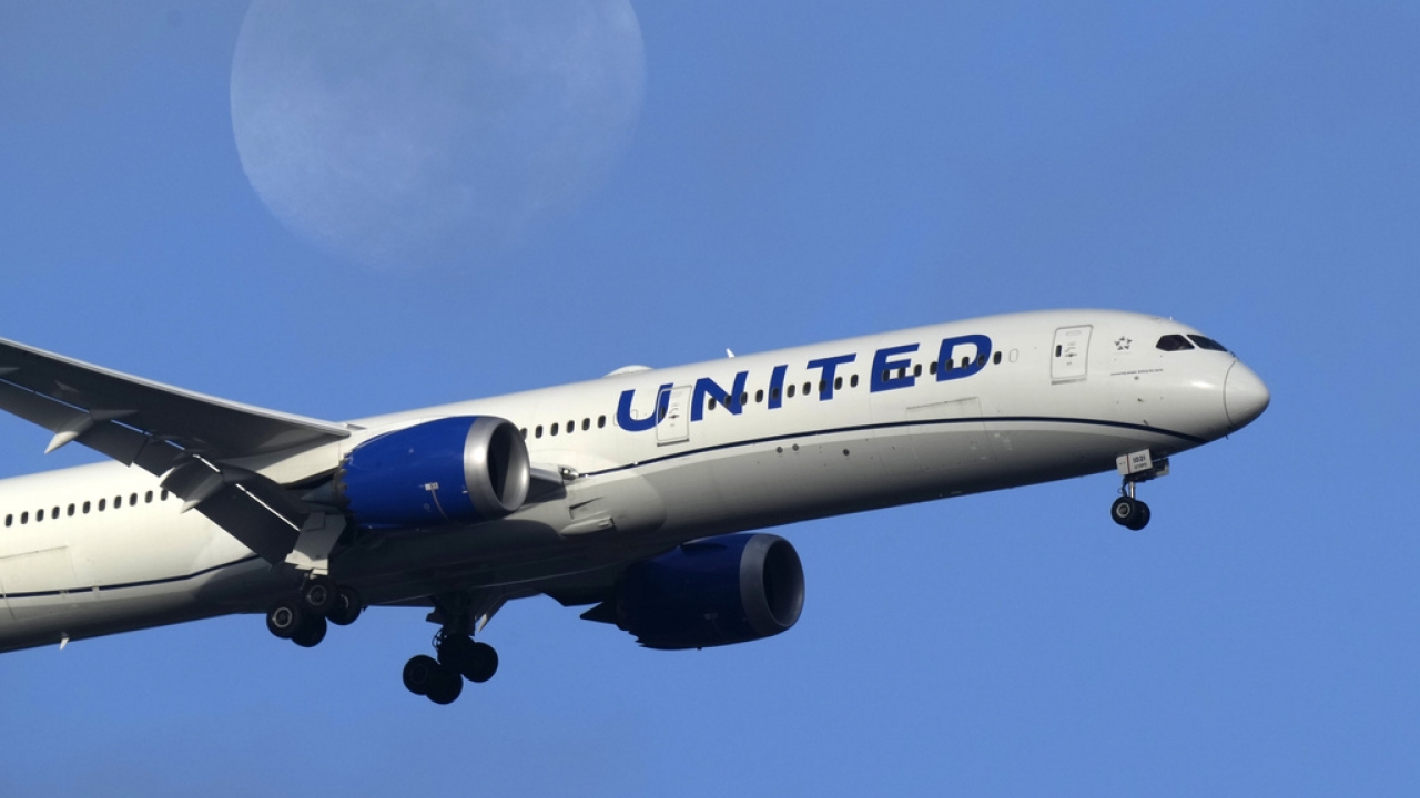 United Airlines is asking pilots to take time off in May