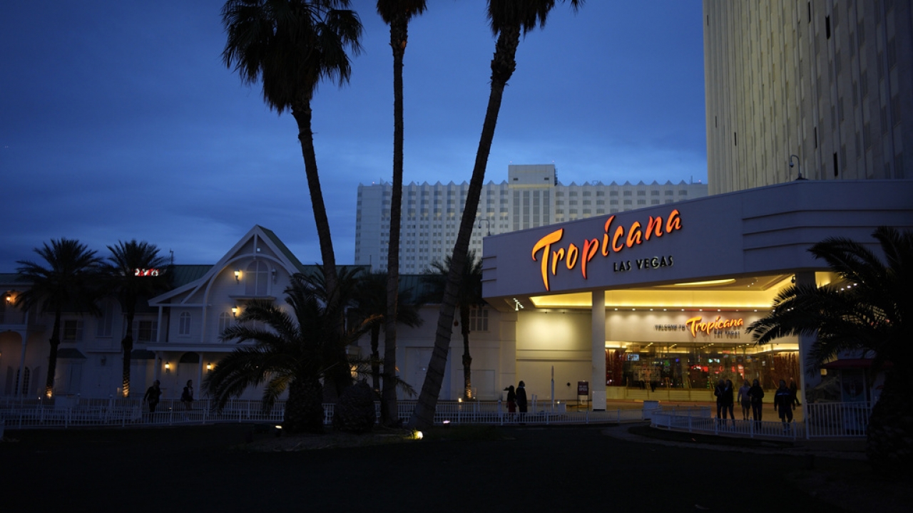 As Vegas Tropicana shutters, historic hotel begins selling off items