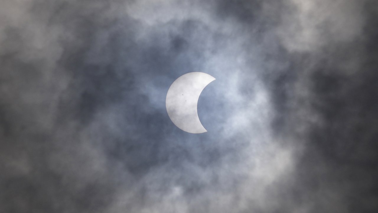 You can now view solar eclipse cloud cover forecast