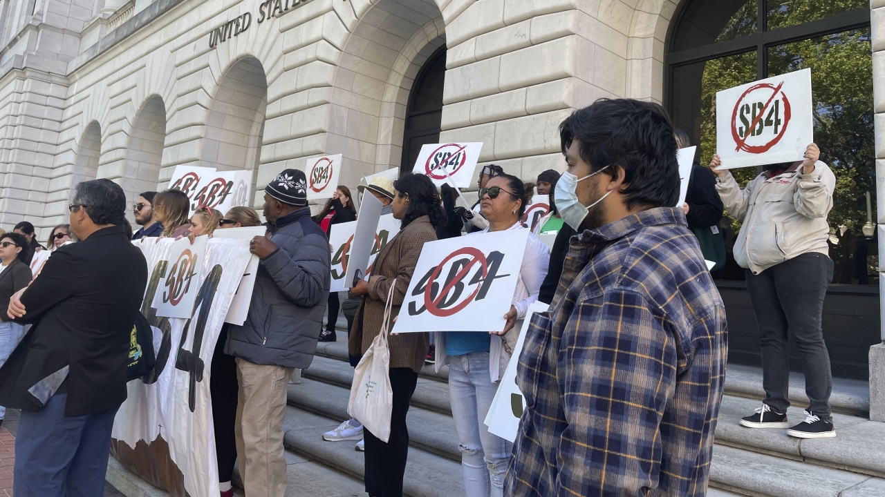 Texas immigration law SB4: Is it unconstitutional?