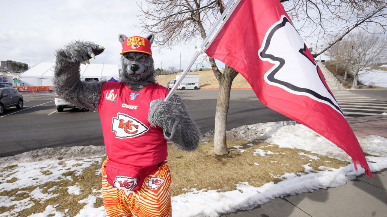 Chiefs superfan 'ChiefsAholic' ordered to pay $10.8M to bank teller