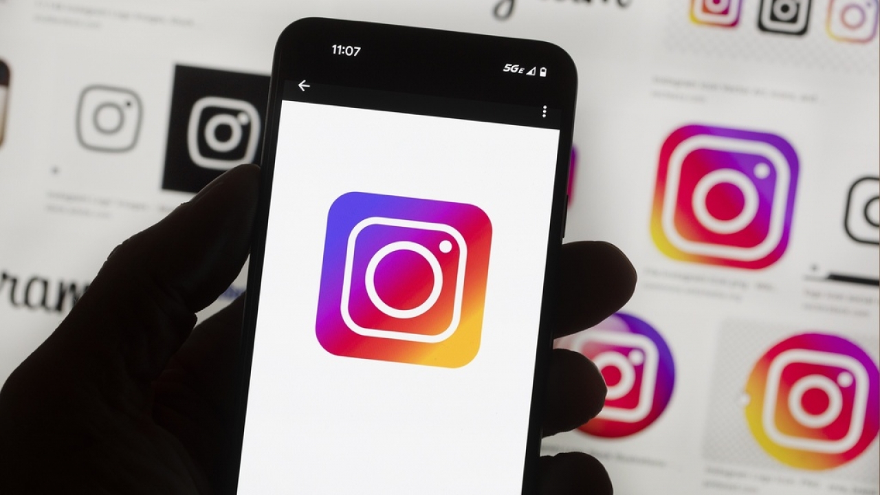 Instagram testing tools to block nude direct messages