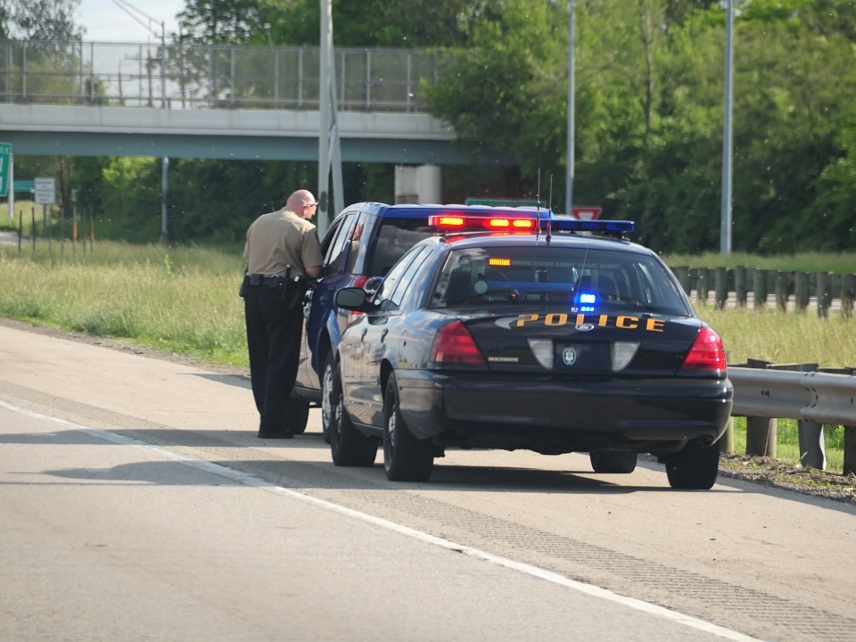 Study: Officer's first 45 words in traffic stop could predict outcome