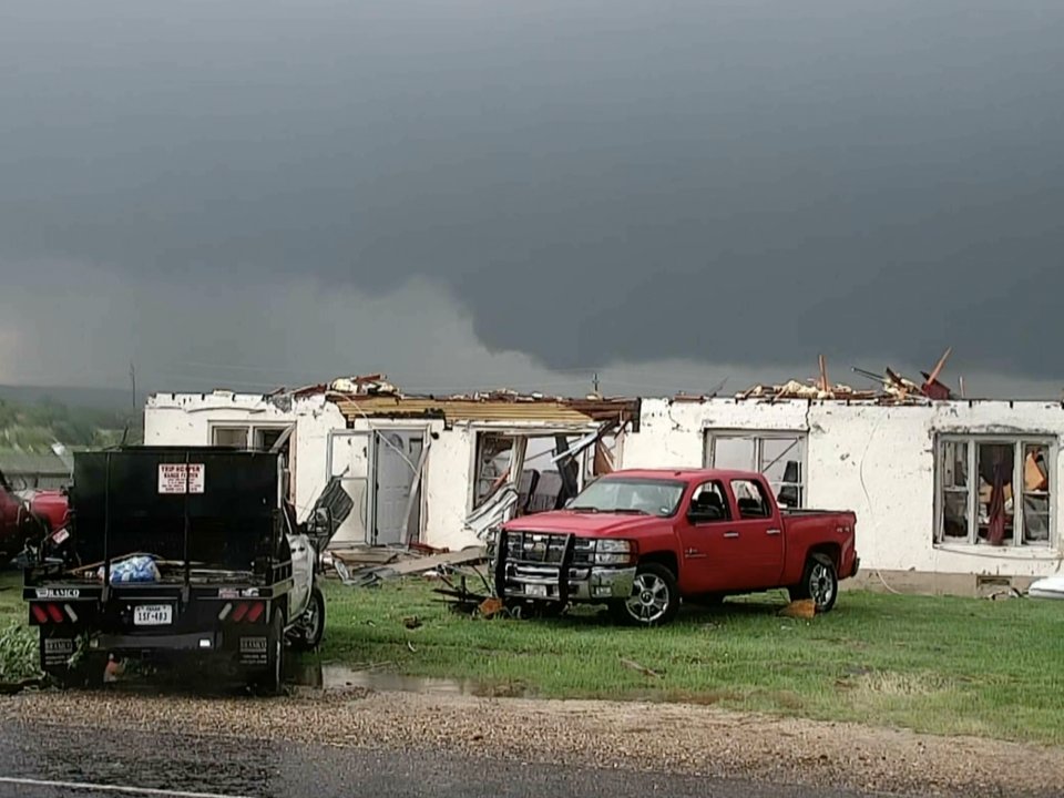 Several tornadoes tear through Texas, leaving at least 3 dead