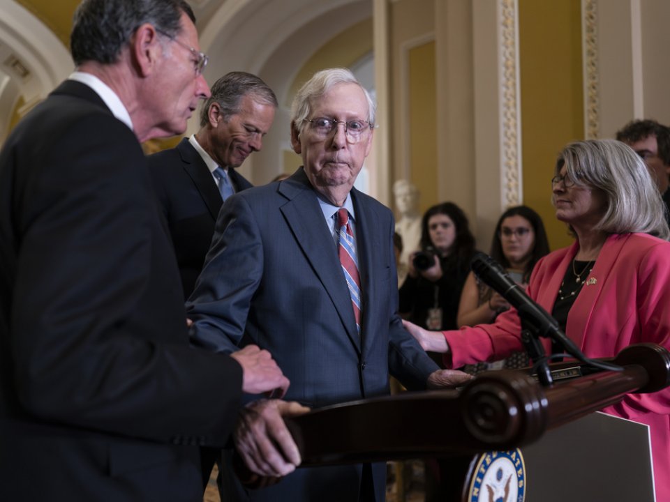 McConnell addresses health concerns after abrupt pause while speaking