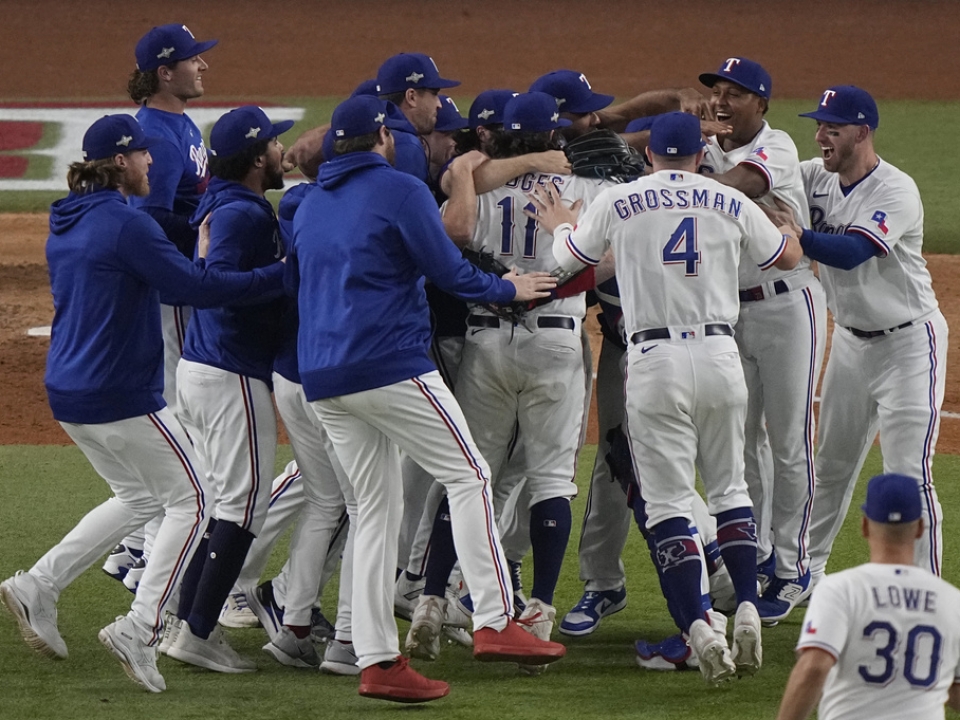 MLB playoffs 2023: Rangers sweep Orioles to advance into ALCS