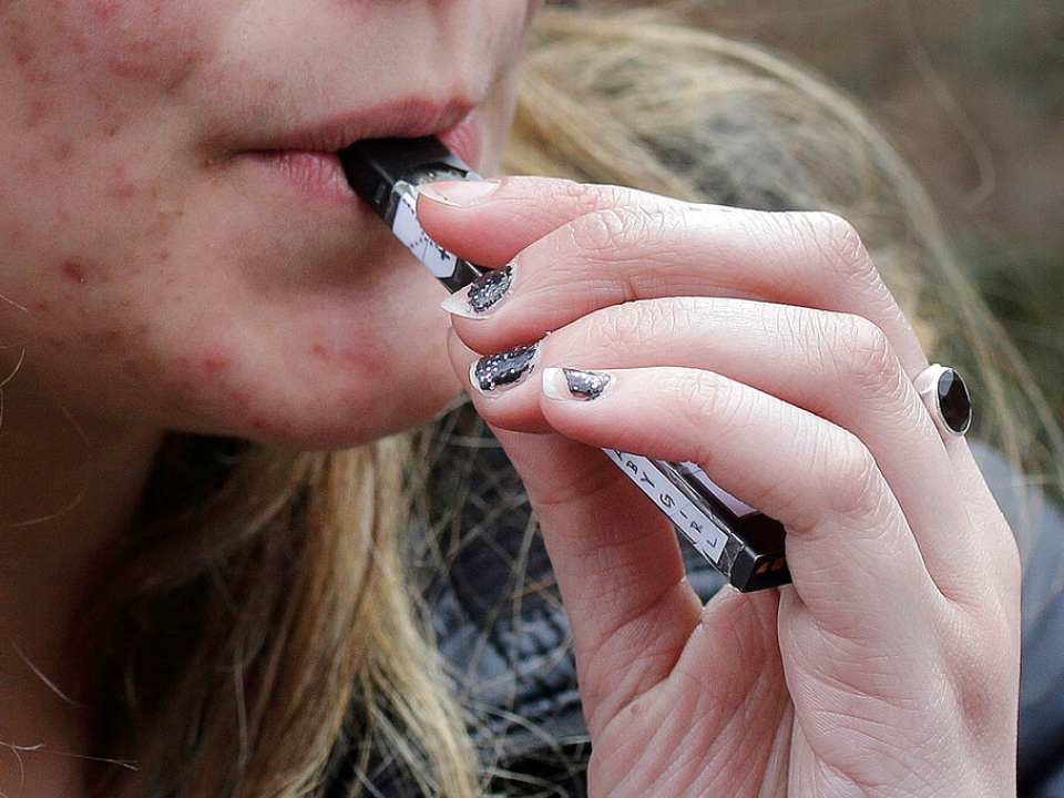 More middle schoolers are using tobacco while high school use falls